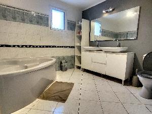 Maison villa à vendre  ()à acheter