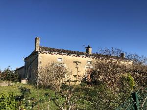 Propriété - Fermette , grange et dépendances, 2 Hectares
