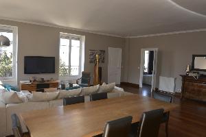 vente Appartement à vendre  ()