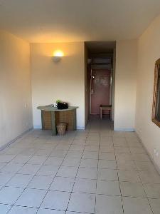 vente Appartement à vendre  ()