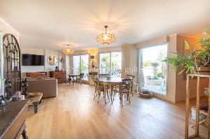 vente Appartement à vendre  ()