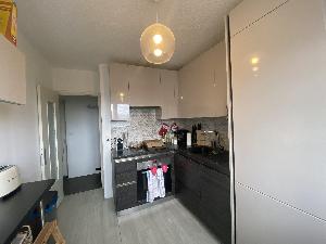 vente Appartement à vendre  ()